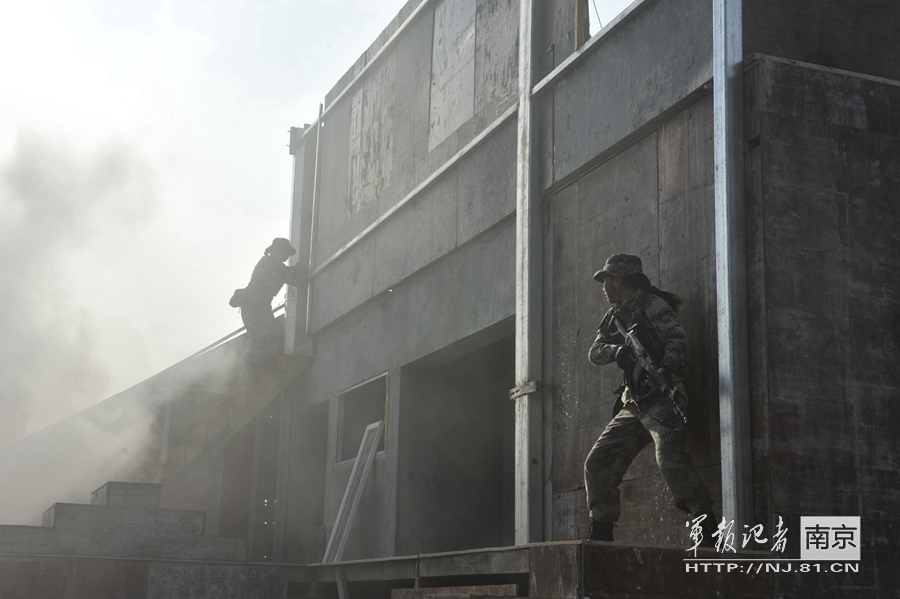 零基础学习铝焊机讲解视频之铝焊机开关和电位器功能介绍 